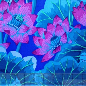 LAKE BLOSSOMS BLUE Kaffe Fassett Collective - Sold in 1/2 yd increments - Multiple units cut as one length