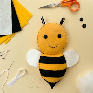 Beatrice the Bee Felt Sewing Kit - Perfect gift for kids and adults of all ages and abilities - Includes everything you need