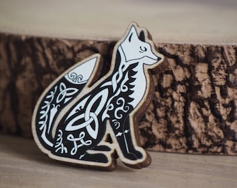 CELTIC FOX PIN - fox badge celtic pin viking pin wooden pin celtic brooch fox brooch irish fox brooch fox gift trinity knot