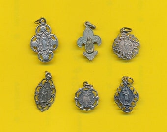 Kavel van 6 sterling zilveren ongereinigde religieuze medaillehangers - 6 verschillende medailles (B020)