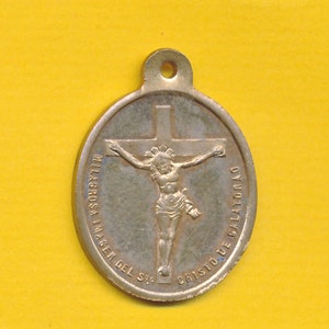 Antique brass religious medal Our Lady of Pilar and Christ of Calatorao (ref 1724)
