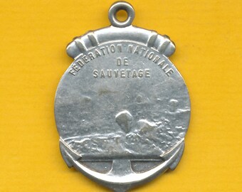 Vintage silvered metal charm medal pendant representing Anchor National Rescue Federation (ref 2476)