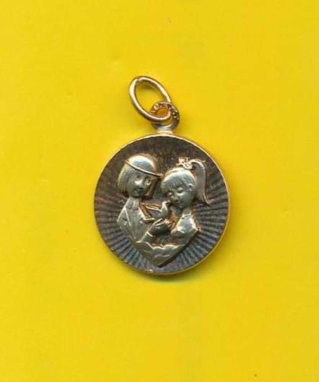 Médaille D'amour Vintage Les Amoureux De Peynet En Or 18K - Pendentif Romantique Ancien