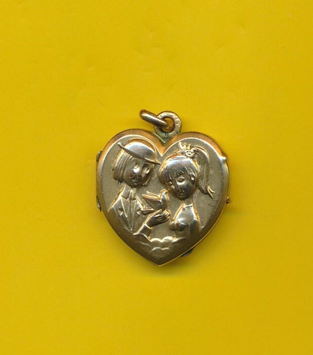 Médaille Porte-Photos "Les Amoureux De Peynet" - Plaqué Or Avec Écrin - Neuf Avec Petits Défauts