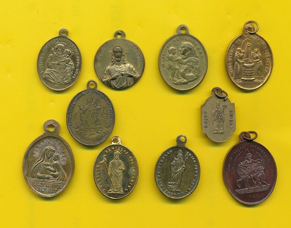 Lot De Médailles Religieuses Anciennes - Christianisme - Métal - France