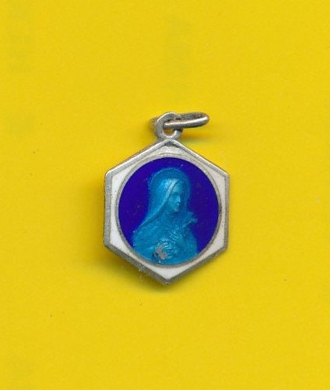 Bulk Lot Of 4 Saint St Theresa Of Lisieux Medal Pendants – 1 Inch Silver Tone Religious Jewelry