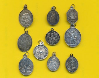 Kavel van 10 sterling zilveren ongereinigde religieuze medaillehangers - 10 verschillende medailles (B017)