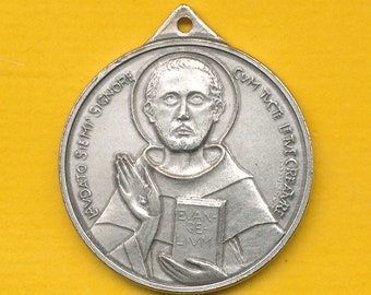 Grote verzilverde metalen bedel religieuze medaille Hanger Kruis van Sint Franciscus van Assisi (ref 2908)