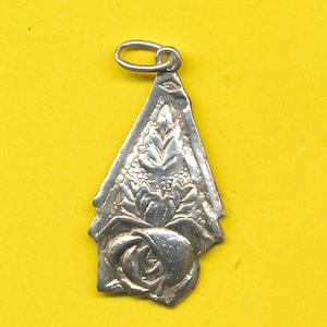 Antieke Art Nouveau charme medaille sterling zilveren hanger die bloem voorstelt ref 3548 afbeelding 1