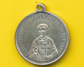 Antieke bronzen charme religieuze medaille hanger St Francis Xavier - Hart gedateerd 1893 (ref 4246)