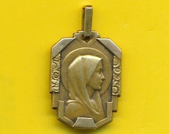 Art Nouveau vergulde bedel religieuze medaille Hanger Portret van Maria - Onze Lieve Vrouw van Lourdes (ref 5138)