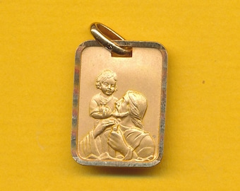 Vintage gold plated charm religious medal Pendant St Christopher (ref 2919)
