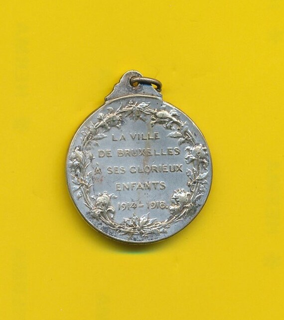 Ancienne Médaille Noël Sous Les Armes Suisse 1914 – Bronze, Thème Guerre, Par HUGUENIN