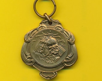 Art Nouveau bronzen bedel kunst medaille hanger Theater - Carnaval Chinees Masker Charleroi 1948 (ref 4939)