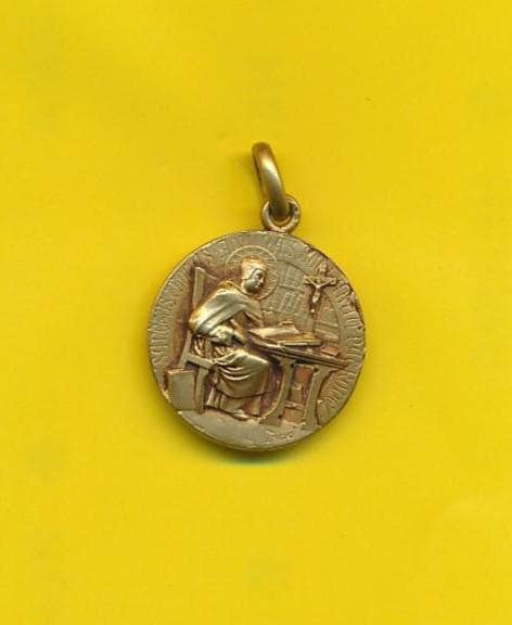 Saint Thomas Aquinas Oval Religious Medal – 14K Gold Or Sterling Silver, Patron Saint