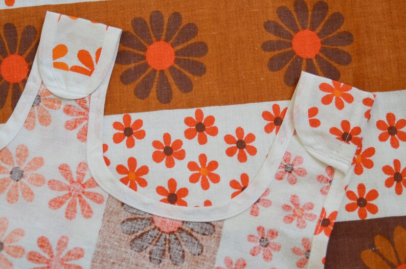 Vintage 70s curtains Orange floral brown pair of 2 Retro Flower print pattern Fabric Scandinavian Swedish L 44 x W 38.2 inches home decor