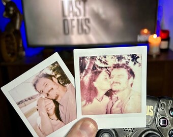 The Last of Us HBO - Joel and Sarah Polaroids