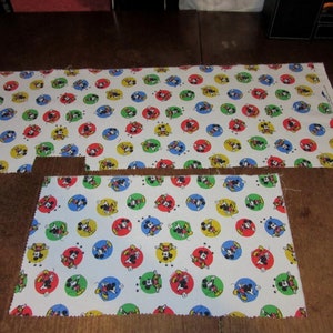 retro mickey mouse quilting cotton remnant  UK seller