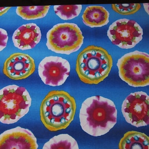 FQ fat quarter colourful millefiore flowers floral on bright blue quilting cotton UK seller