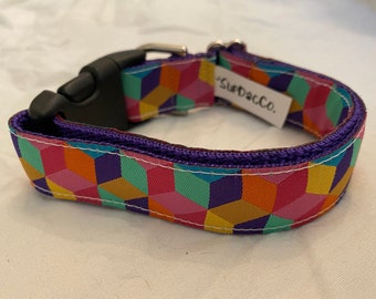 Multi-Color Hexagonal Collar
