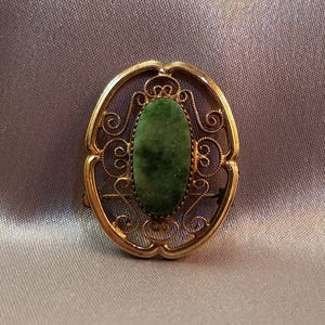 Vintage Catamore Enterprises Jade Oval Pin Brooch//Green Jade// 1/20 12KGF//John Grant Design//Gold Filligree//