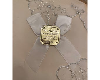 ヴィンテージ装飾ナイロンハンカチ オリジナルボックス 銀糸刺繍