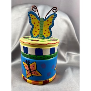 Trinket Box Wooden Hand-Painted Butterfly Design with Lid Jewelry Rings  Vintage