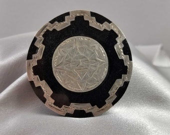 Brooch/Pin/Pendant/Black and Silver/Sterling/925/Marked/Inlaid/Embossed/Silver Tooled/Sun with Face/Mexican Silver/