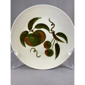 Plates (4) Stangl Orchard Song Fruit Dessert Hand Painted 8.25 inches VTG