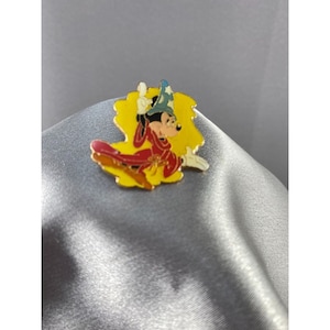 Disney Mickey Mouse Pin Sorcerer&#39;s Apprentice Fantasia Enamel Rare Vintage