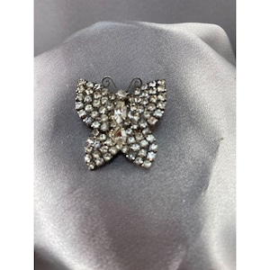 Butterfly pin brooch Pave Rhinestone Pot metal Pendant loop 1 1/8 x 1 1/8&quot; Vintage