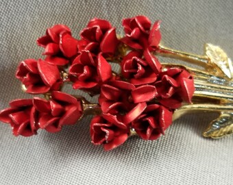 Pin//Brooch //Red Roses Bouquet //DM Mark//Enameled //Gold Leaves with Stems//Dozen roses//Intricate //Detailed// Vintage//Valentines Day