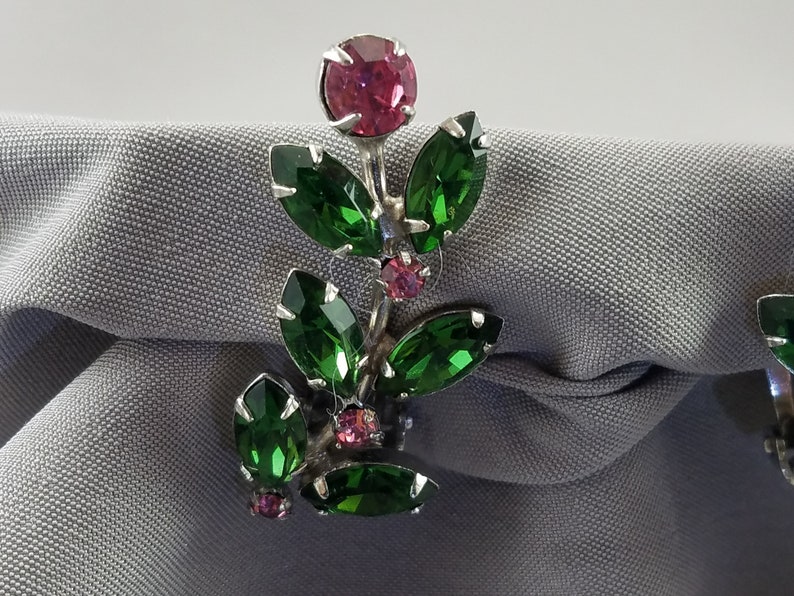 Weiss Brooch Earrings Pink Green Crystals Rose Bush Clip On Rhinestones Delicate Dainty Elegant Jewelry Set Glamorous Romantic Vintage