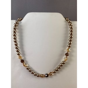Vintage Napier Silver Pearls choker necklace with Faceted Light and Dark Glass Beads 16 &quot; + 2&quot; extension