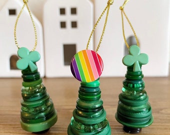 St. Patrick’s Tree Ornament. Rainbow Button. St.Patricks Decor.