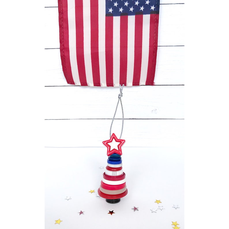 Patriotic Button Tree Ornament. Red White and Blue Ornament. - Etsy