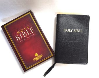 Vintage Holy Bible KJV King James Red Letter Edition Giant Print or Christian Standard Bible Red Letter Edition