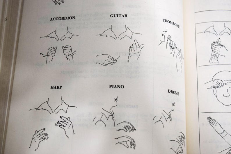 Joy In Sign Language Vintage Sign Language Books 1985 the Joy of Signing or the American ...