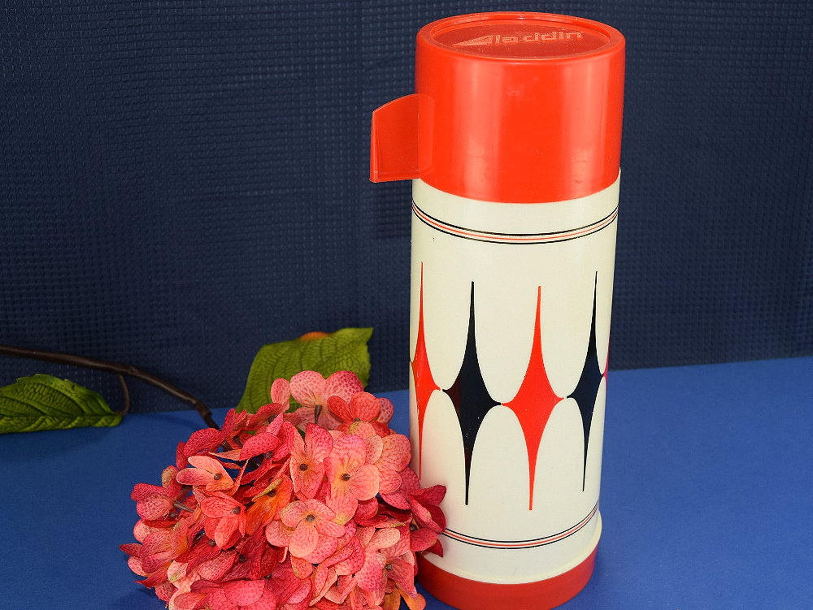 Mid Century Aladdin Thermos Bottle Vanguard 1 Quart Capacity Etsy