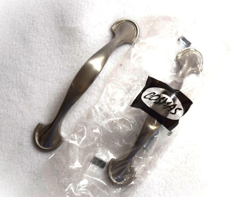 Brushed Silver Metal Drawer Pulls Knobs Cabinet Door Handles