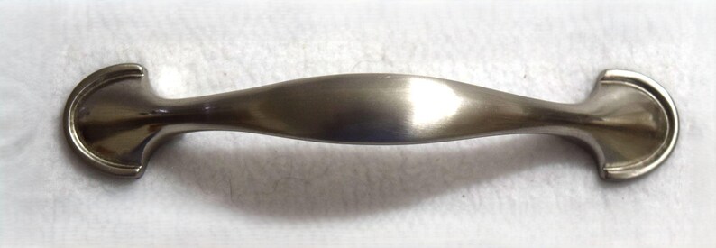Brushed Silver Metal Drawer Pulls Knobs Cabinet Door Handles
