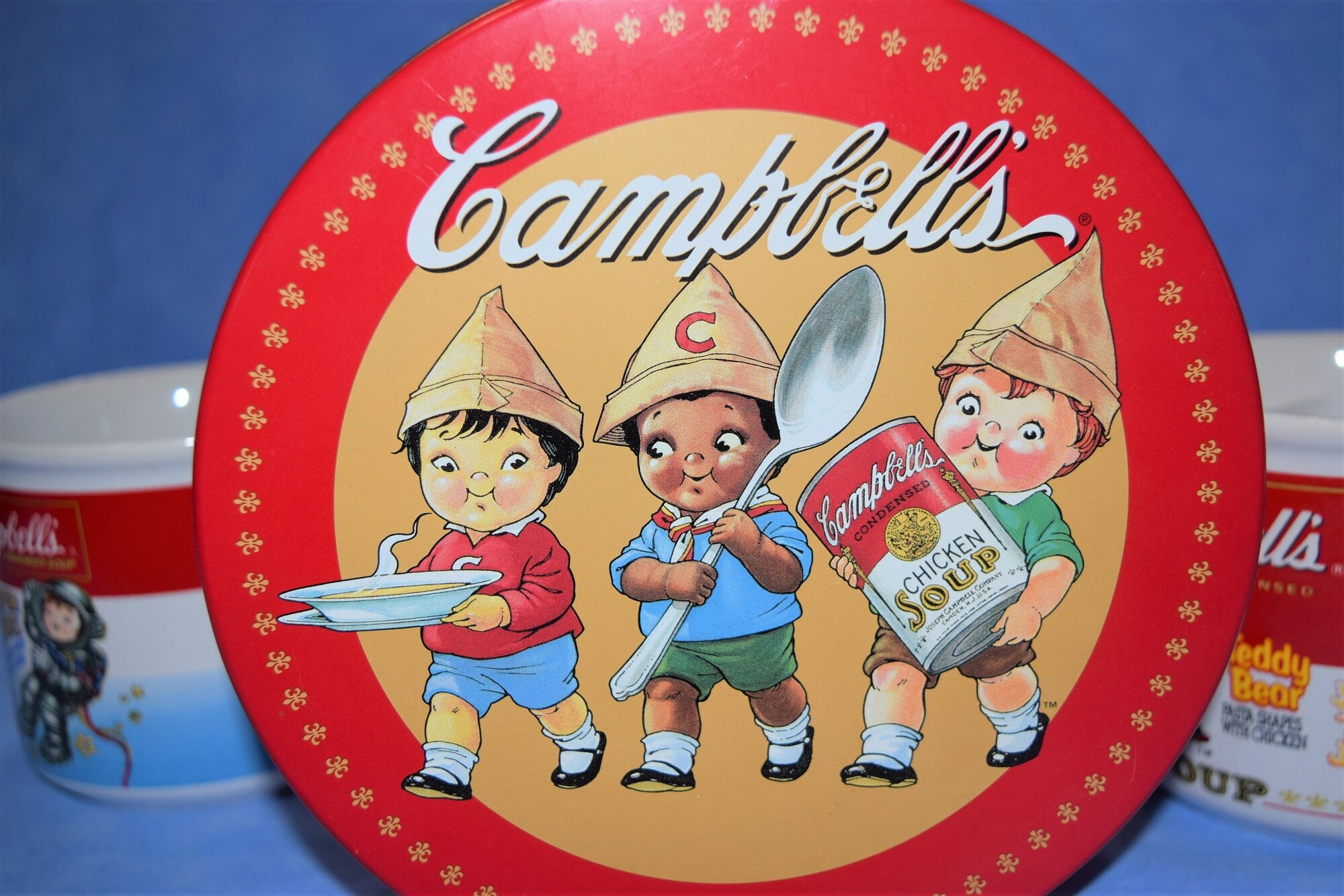 Vintage Campbell Soup Thermos and Campbells Soup Kids Tin -  Sweden
