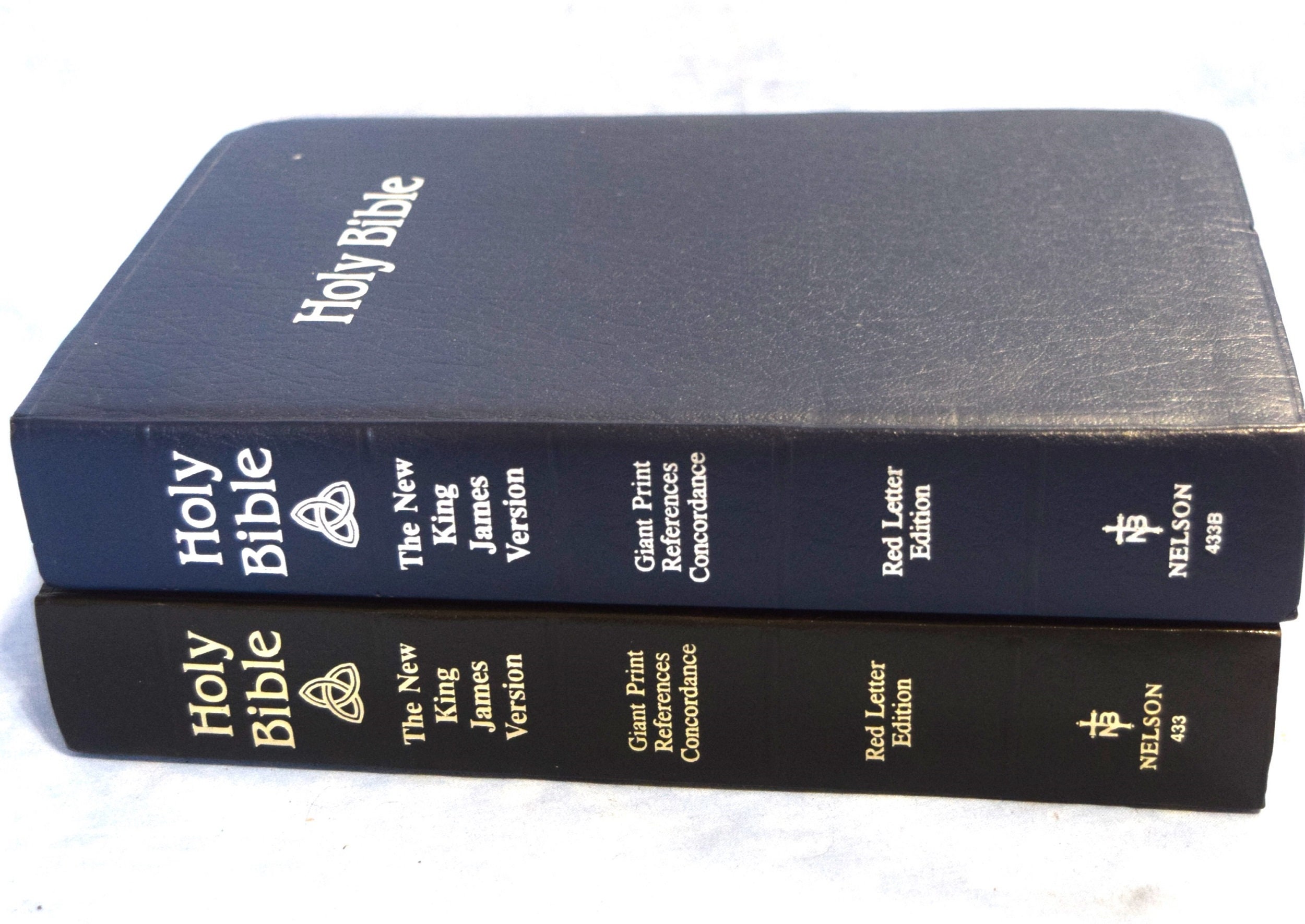 Holy Bible Vintage Giant Print Bible King James Red Letter Edition ...