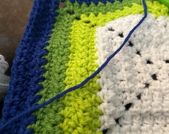 Crochet Blanket, Throw Afghan, College Colors, Dorm Room Comfort, Cozy Blanket, School Spirit, Graduation Gift, Dorm Room Aesthetic