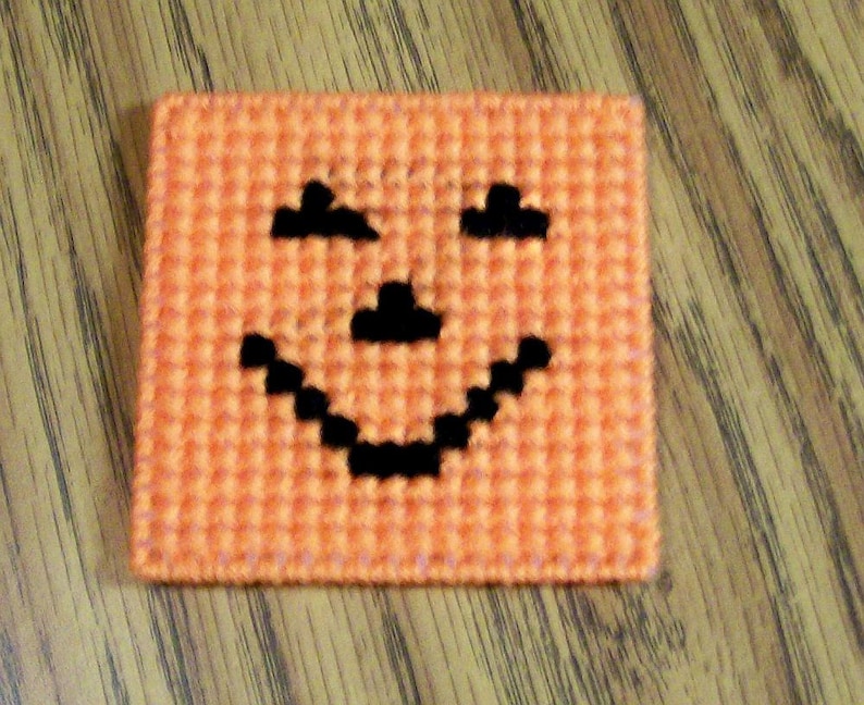 Set of 2 Halloween Plastic Canvas Magnets Witch Hat Handmade Jack O Lantern Kitchen Decor Needlecraft Pumpkin Fridge Cross Stitch
