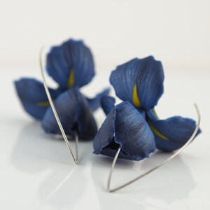 Dark blue iris flower earrings, birthday gift for wife, floral dangle earrings, polymer clay blue jewelry image 2