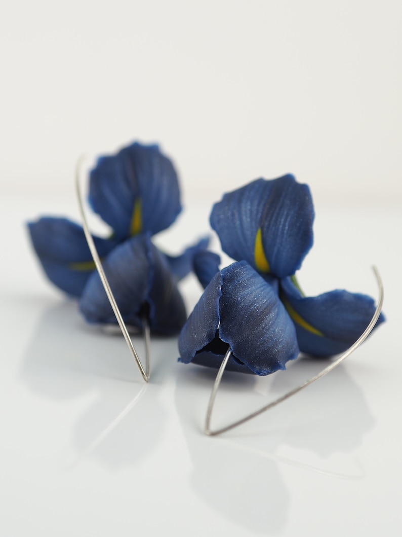 Dark blue iris flower earrings, birthday gift for wife, floral dangle earrings, polymer clay blue jewelry image 2