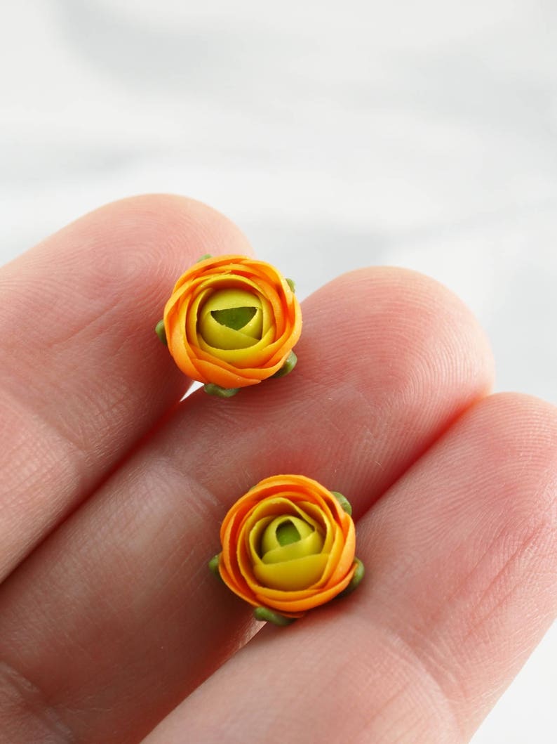 Orange flower earrings for everyday wear, Small stud botanical earrings for women, Birthday gift for nature lover, Plant jewelry for mom image 5