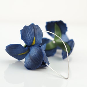 Dark blue iris flower earrings, birthday gift for wife, floral dangle earrings, polymer clay blue jewelry image 5