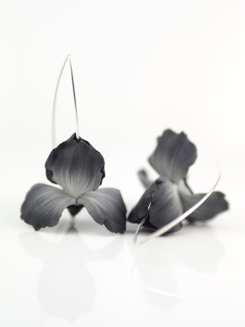 Black and gray spooky iris flower earrings, Black dangle floral gothic jewelry, Unusual statement jewellery image 8